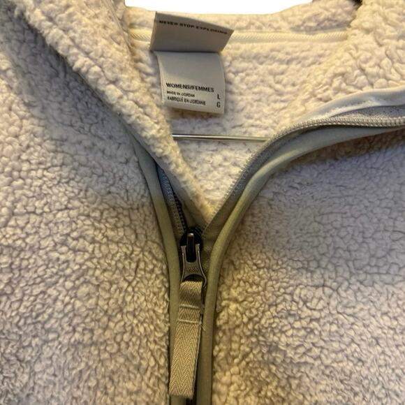 The North Face Cream Fleece Sweater - Picture 2 of 6